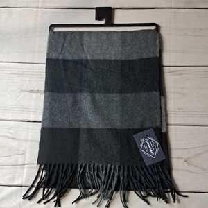 St Johns Bay Gray Checkered Scarf With Fringe